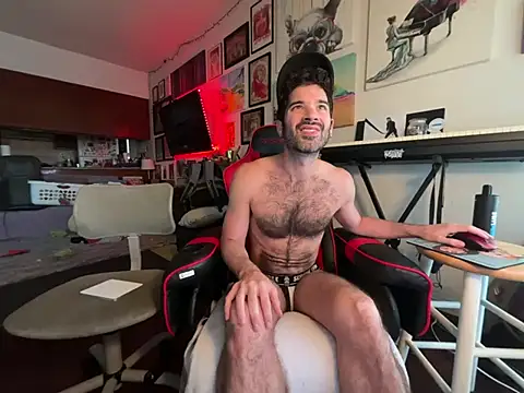 Pupscritch online show from April 2026 01:51:02 PM