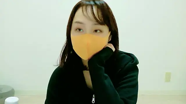 RenaFcup online show from April 2026 11:57:01 AM