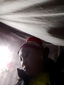 Mamapm20 online show from November 2025 10:03:02 PM