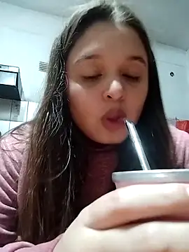 Snapshot of Auroraluna_- chatting on May 2026 03:33:01 AM Auroraluna - online show from May 2026 03:33:01 AM