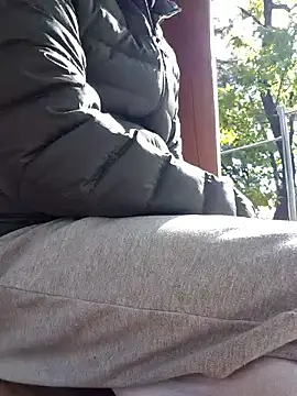 Snapshot of starvingo2002 chatting on November 2025 04:04:01 AM starvingo2002 online show from November 2025 04:04:01 AM