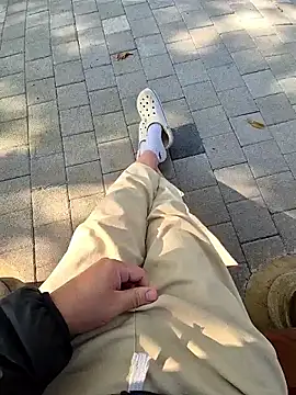 Snapshot of starvingo2002 chatting on November 2025 04:34:01 AM starvingo2002 online show from November 2025 04:34:01 AM