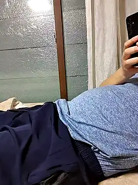 starvingo2002 online show from December 2025 08:53:02 AM