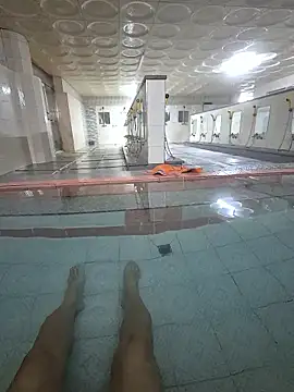 starvingo2002 online show from January 2026 01:42:01 AM