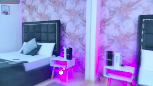 Snapshot of Angelique_Angell chatting on September 2025 06:52:02 PM Angelique Angell online show from September 2025 06:52:02 PM