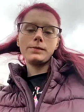 raen001 online show from November 2025 09:44:02 AM