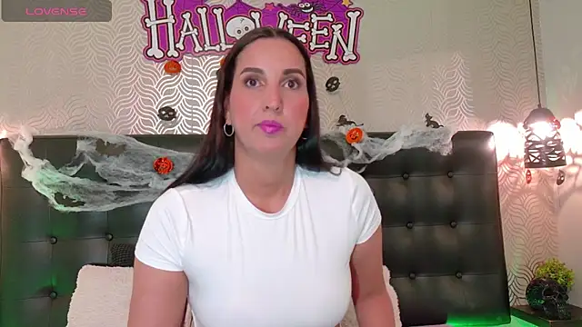 Sharonevanss  online show from October 2025 08:41:01 PM