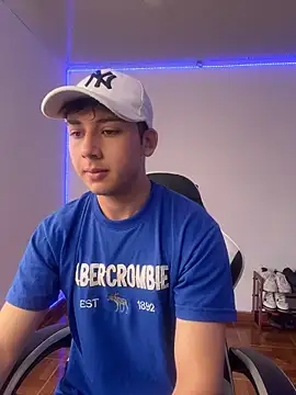 Casper   kyy online show from October 2025 04:30:02 PM