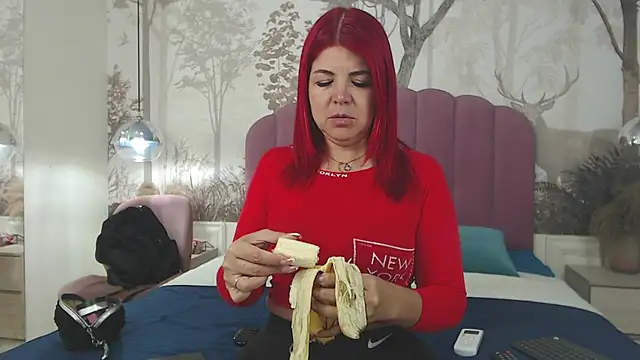 Snapshot of CorineRay chatting on October 2025 01:21:02 PM CorineRay online show from October 2025 01:21:02 PM