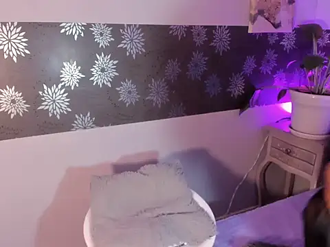 VikyRossee online show from October 2025 03:48:02 AM