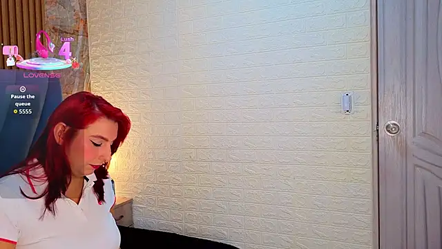 Snapshot of angel__red_ chatting on September 2025 12:27:02 AM angel red online show from September 2025 12:27:02 AM