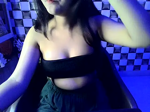 Snapshot of Beautiful_ladki chatting on October 2025 06:08:01 PM Beautiful ladki online show from October 2025 06:08:01 PM