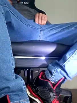 Bosssweet22cm online show from November 2025 11:38:01 PM