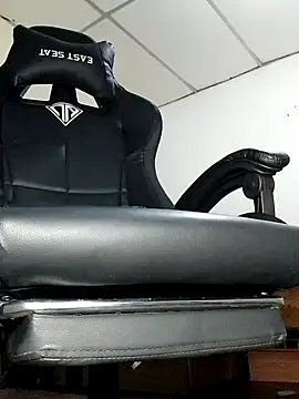 Bosssweet22cm online show from December 2025 04:06:01 AM