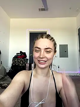 Snapshot of Roseyla___ chatting on October 2025 07:22:01 PM Roseyla online show from October 2025 07:22:01 PM