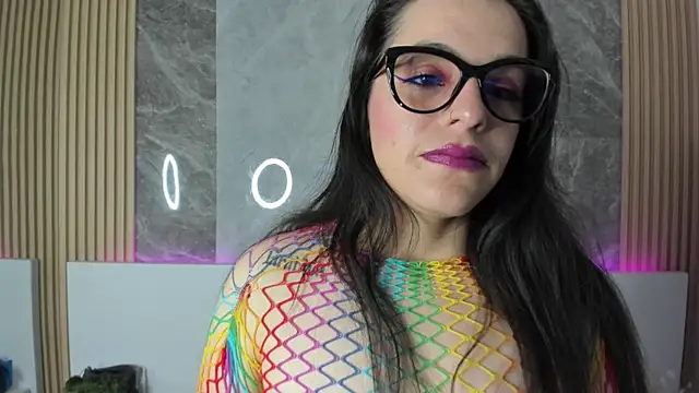 IsisNoir online show from September 2025 07:15:02 PM