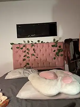 Snapshot of _maki__ chatting on February 2026 02:08:02 AM maki online show from February 2026 02:08:02 AM