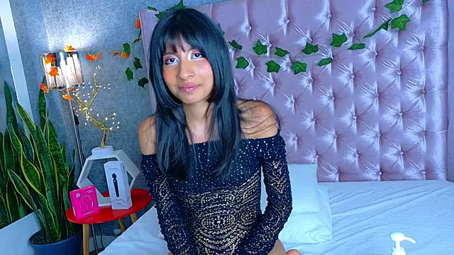 LizetteKitty online show from November 2025 06:03:01 AM