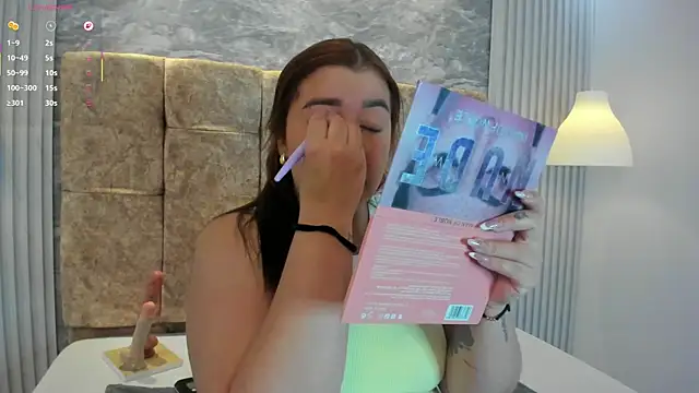 leilapons online show from January 2026 05:48:02 PM