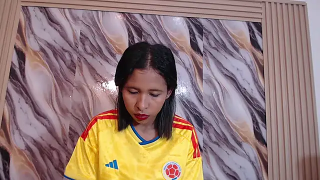 Samantha Fox69  online show from March 2026 12:38:01 AM