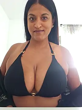 Snapshot of Busty_AriaX chatting on September 2025 08:29:02 AM Busty AriaX online show from September 2025 08:29:02 AM