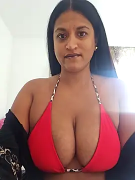 Snapshot of Busty_AriaX chatting on October 2025 08:48:02 AM Busty AriaX online show from October 2025 08:48:02 AM