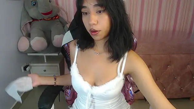 cristal11 ch online show from October 2025 09:56:01 PM