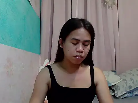 Snapshot of exoticpinay_dolly chatting on November 2025 01:15:01 AM exoticpinay dolly online show from November 2025 01:15:01 AM