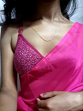 Snapshot of Diyab chatting on October 2025 03:49:01 PM Diyab online show from October 2025 03:49:01 PM