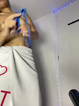 Snapshot of Celeste3 chatting on July 2026 07:23:02 AM Celeste3 online show from July 2026 07:23:02 AM