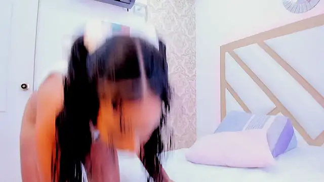 Snapshot of Amber-Sweett chatting on September 2025 10:31:01 PM Amber-Sweett online show from September 2025 10:31:01 PM