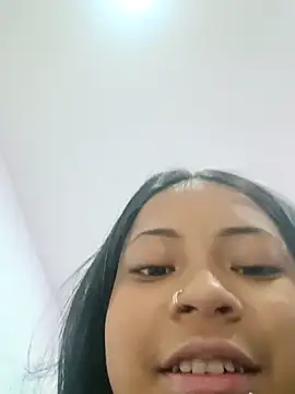 LilyCutee  online show from October 2025 07:15:01 PM