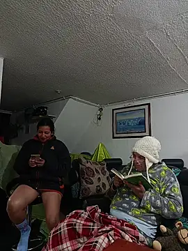 Snapshot of PAULA20- chatting on October 2025 02:34:01 AM PAULA20- online show from October 2025 02:34:01 AM