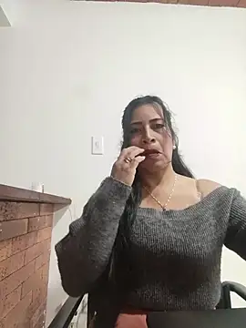 Snapshot of PAULA20- chatting on October 2025 02:24:01 PM PAULA20- online show from October 2025 02:24:01 PM