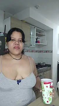 Maymoonx online show from May 2026 02:29:02 AM
