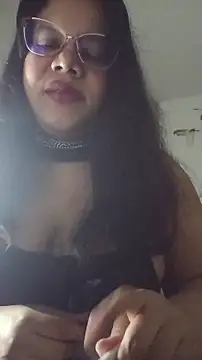 Maymoonx online show from May 2026 10:32:01 AM