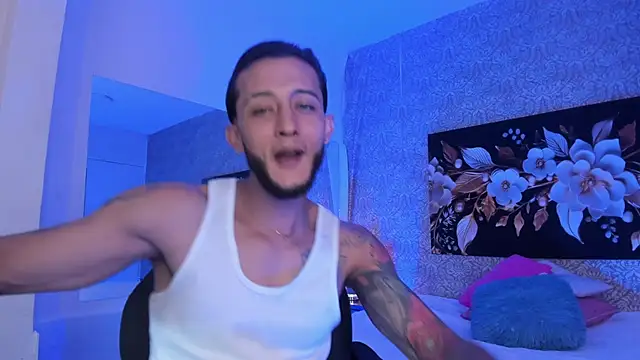 Snapshot of jonas_conor chatting on November 2025 07:35:02 PM jonas conor online show from November 2025 07:35:02 PM