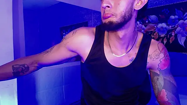 Snapshot of jonas_conor chatting on November 2025 07:25:01 PM jonas conor online show from November 2025 07:25:01 PM