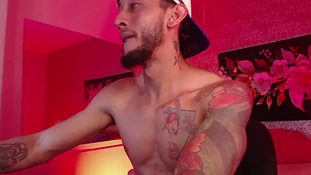 Snapshot of jonas_conor chatting on November 2025 07:35:02 PM jonas conor online show from November 2025 07:35:02 PM