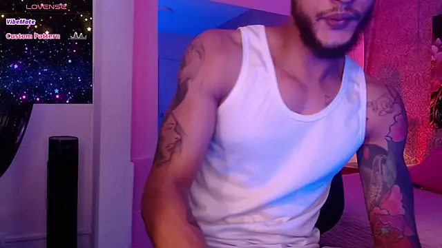 Snapshot of jonas_conor chatting on November 2025 05:26:01 PM jonas conor online show from November 2025 05:26:01 PM