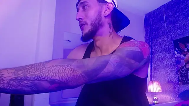 Snapshot of jonas_conor chatting on November 2025 08:01:01 PM jonas conor online show from November 2025 08:01:01 PM