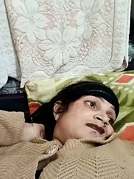 Snapshot of Chhaya_hot chatting on December 2025 06:32:01 AM Chhaya hot online show from December 2025 06:32:01 AM