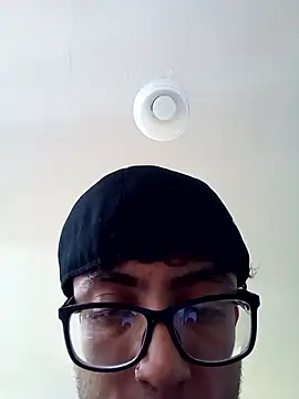 Snapshot of Jaleale33 chatting on September 2025 07:50:01 PM Jaleale33 online show from September 2025 07:50:01 PM