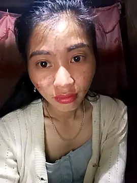 Snapshot of Phuongphuongg chatting on October 2025 02:06:01 AM Phuongphuongg online show from October 2025 02:06:01 AM