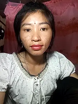 Snapshot of Phuongphuongg chatting on October 2025 01:50:01 AM Phuongphuongg online show from October 2025 01:50:01 AM