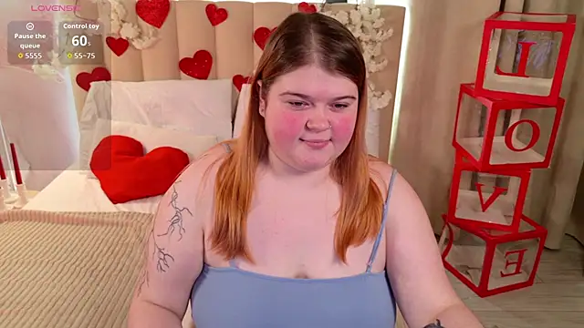 Mia Ray online show from February 2026 05:41:01 PM