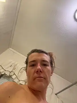 Snapshot of bb_empress chatting on December 2025 10:18:02 PM bb empress online show from December 2025 10:18:02 PM