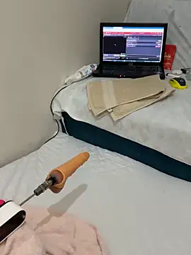 Ozge-SluttyScream69 online show from March 2026 11:43:01 PM