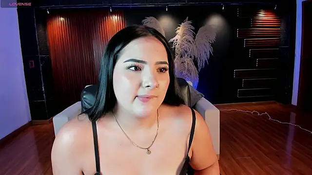 sofiacaramel online show from October 2025 07:41:01 PM