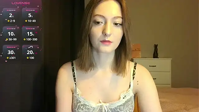 white liillyy online show from March 2026 10:13:02 PM